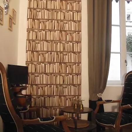 Nature & Chateaux Chinon Room photo